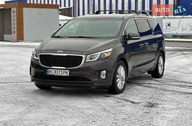 Мінівен Kia Sedona 2016 в Стрию