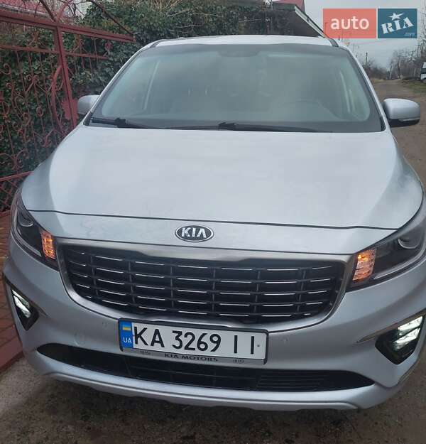 Мінівен Kia Sedona 2019 в Одесі