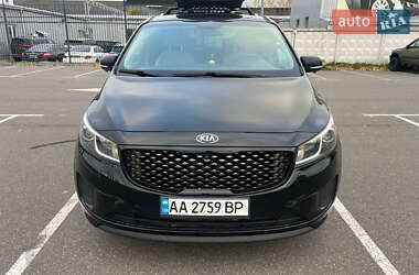 Минивэн Kia Sedona 2016 в Киеве