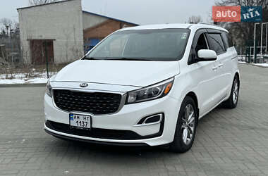 Минивэн Kia Sedona 2018 в Житомире