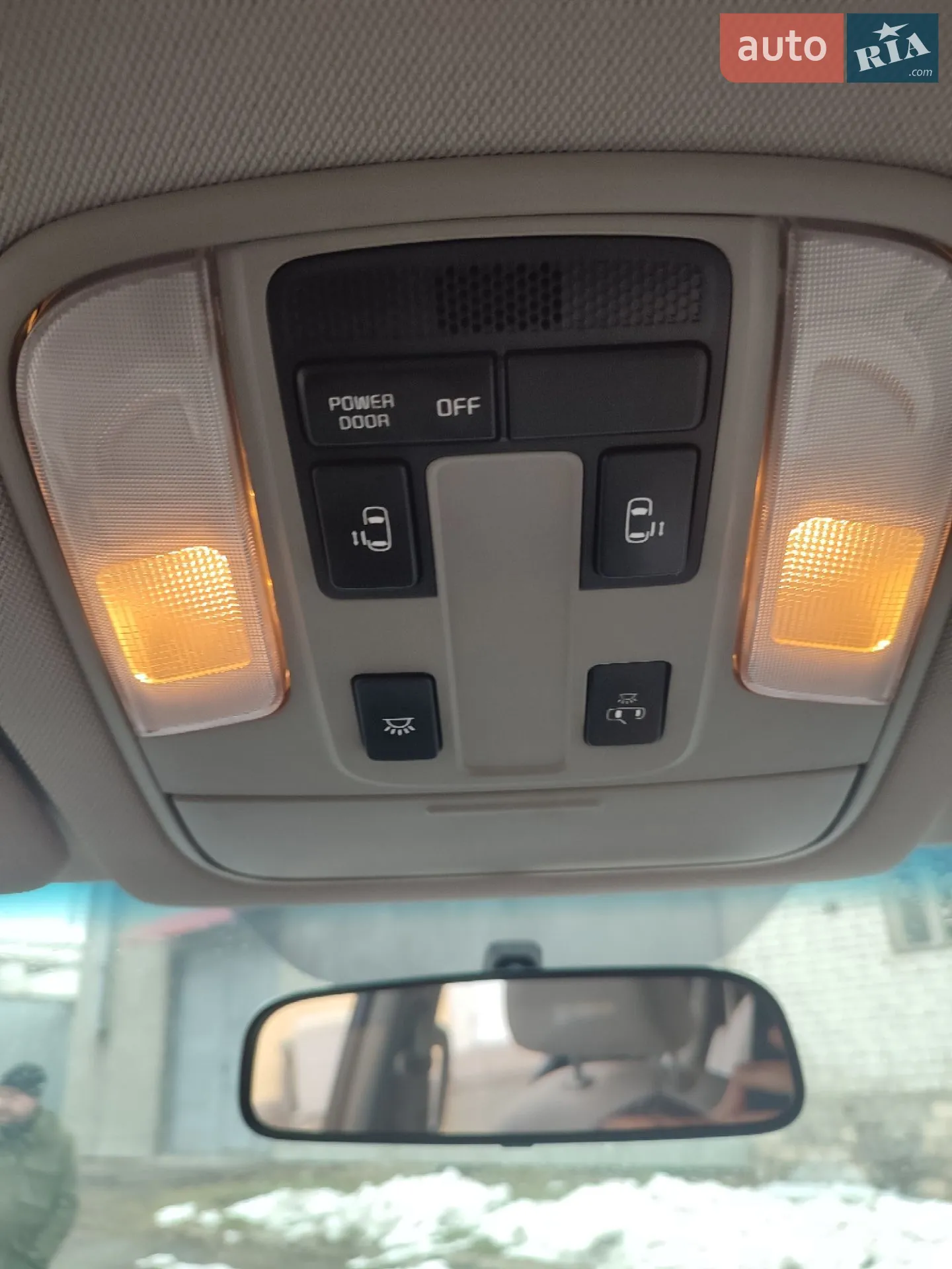 2016 Kia Sedona - мініатюра 18