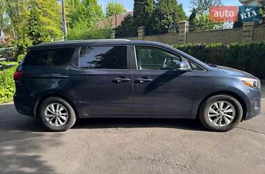 Минивэн Kia Sedona 2014 в 
