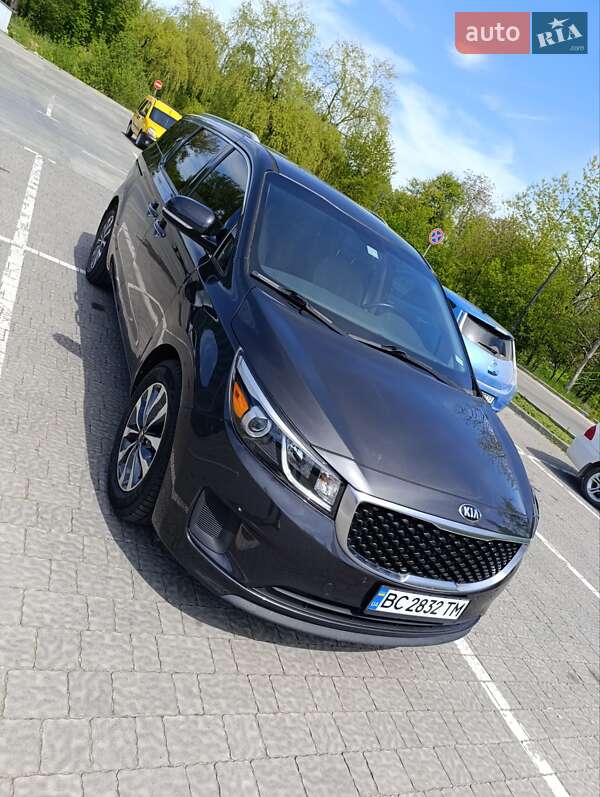 Kia Sedona 2014