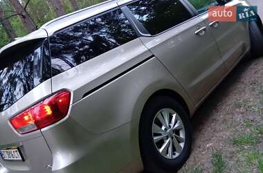 Мінівен Kia Sedona 2016 в 