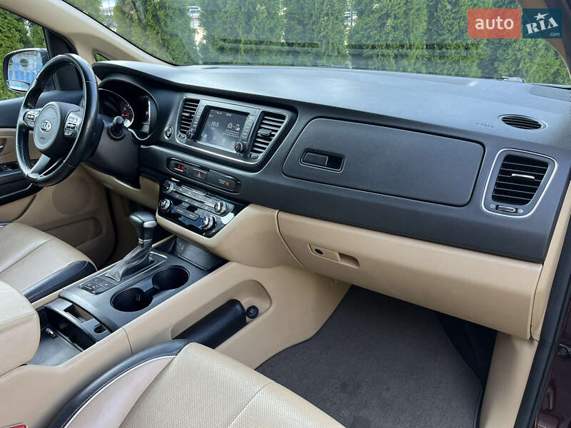 Мінівен Kia Sedona 2016 в Києві фото 11 Мінівен Kia Sedona 2016 в Києві