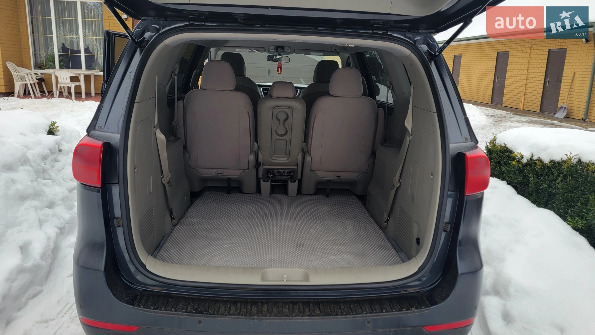 Kia Sedona 2015 VIN KNDMB5C18G6093130 фото оголошення 6 з 25