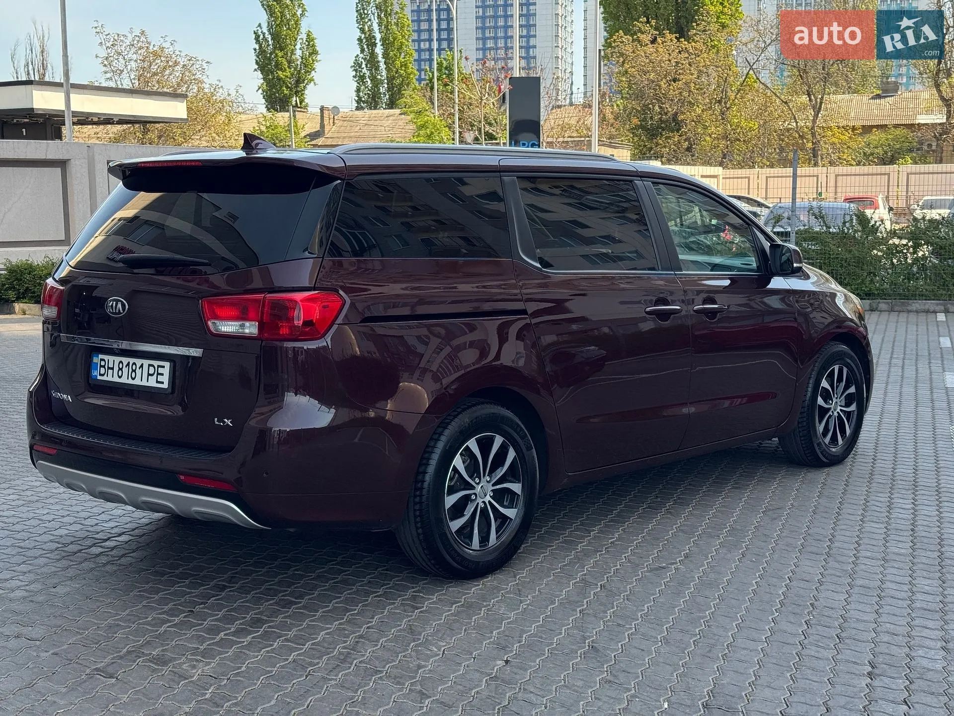 2017 Kia Sedona - мініатюра 6