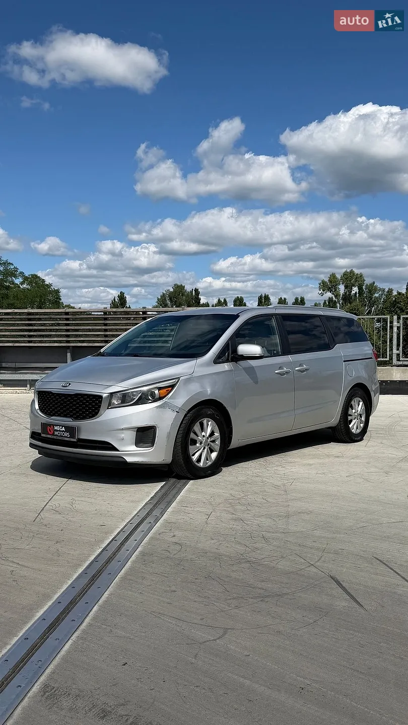 2015 Kia Sedona - мініатюра 2