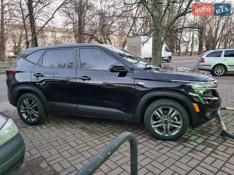 Внедорожник / Кроссовер Kia Seltos 2021 в Чернигове
