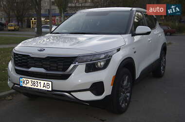 Внедорожник / Кроссовер Kia Seltos 2020 в 