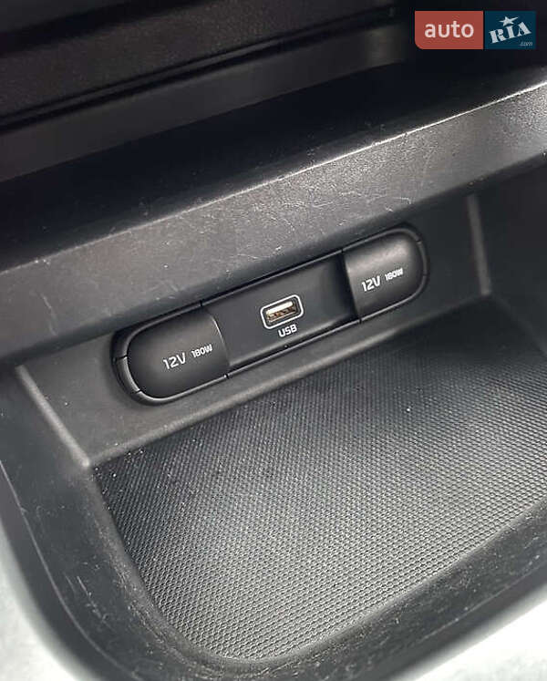 Позашляховик / Кросовер Kia Seltos 2020 в Львові фото 24 Позашляховик / Кросовер Kia Seltos 2020 в Львові