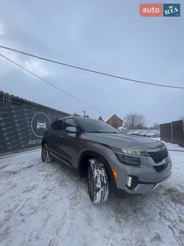 Внедорожник / Кроссовер Kia Seltos 2020 в Дергачах