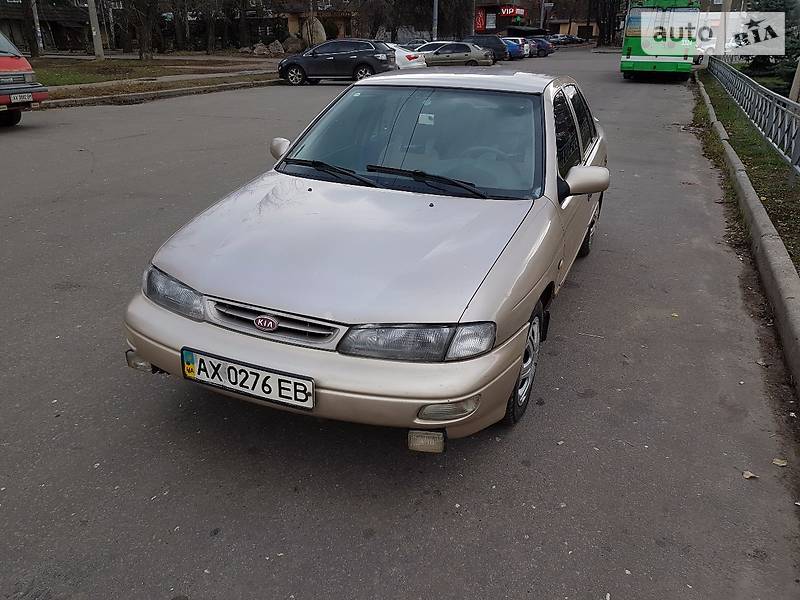 Седан Kia Sephia 1996 в Харкові