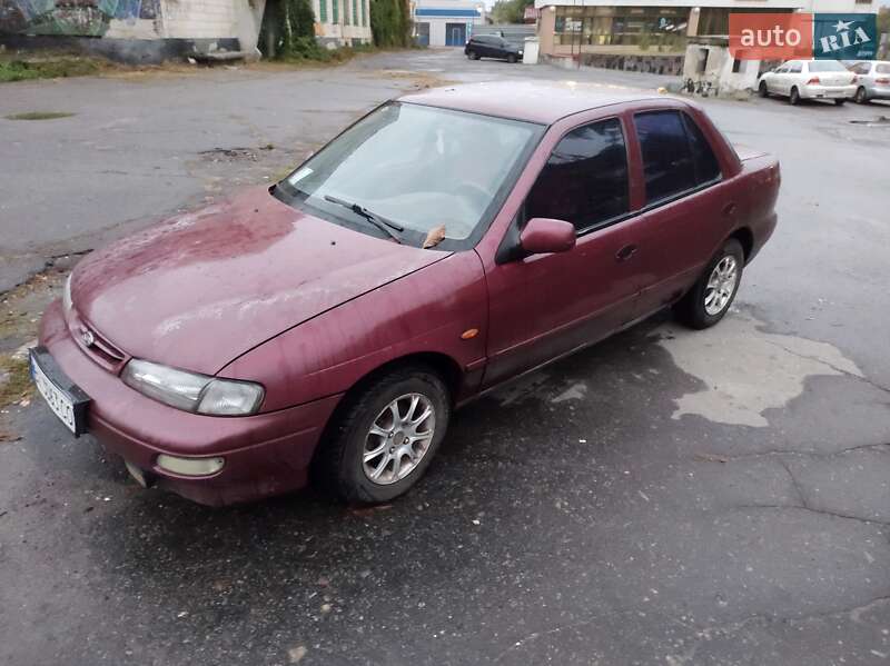 Седан Kia Sephia 1997 в Лубнах