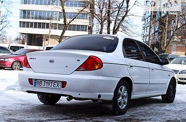 Седан Kia Sephia 2003 в Днепре