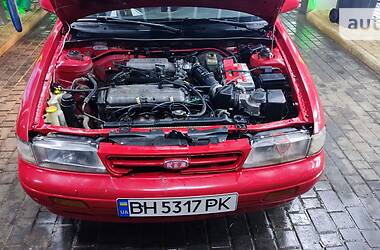 Седан Kia Sephia 1995 в Одессе