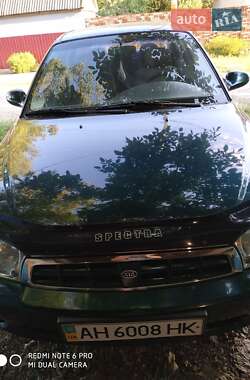 Седан Kia Sephia 2002 в Днепре