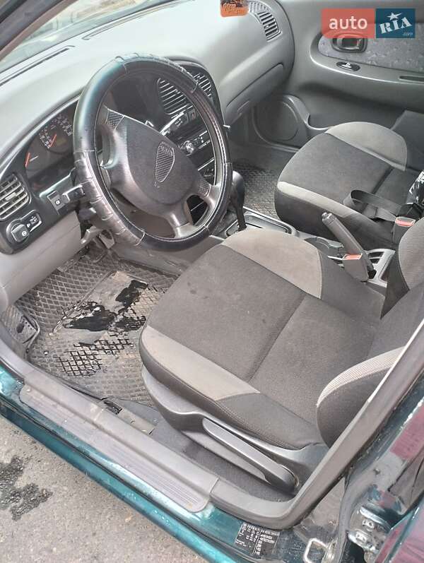 Седан Kia Sephia 2003 в Миколаєві