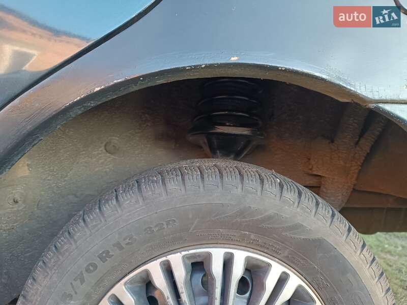 Седан Kia Sephia 1998 в Коростені фото 8 Седан Kia Sephia 1998 в Коростені