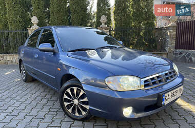 Седан Kia Sephia 2003 в Надворной