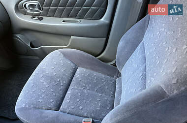 Седан Kia Sephia 2003 в 