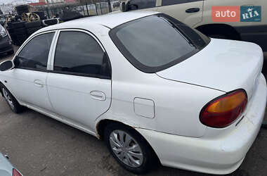 Седан Kia Sephia 2001 в 