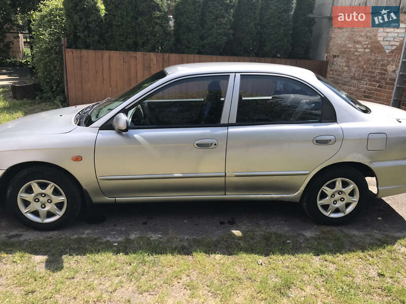 Седан Kia Sephia 2004 в Ковеле фото 3 Седан Kia Sephia 2004 в Ковеле