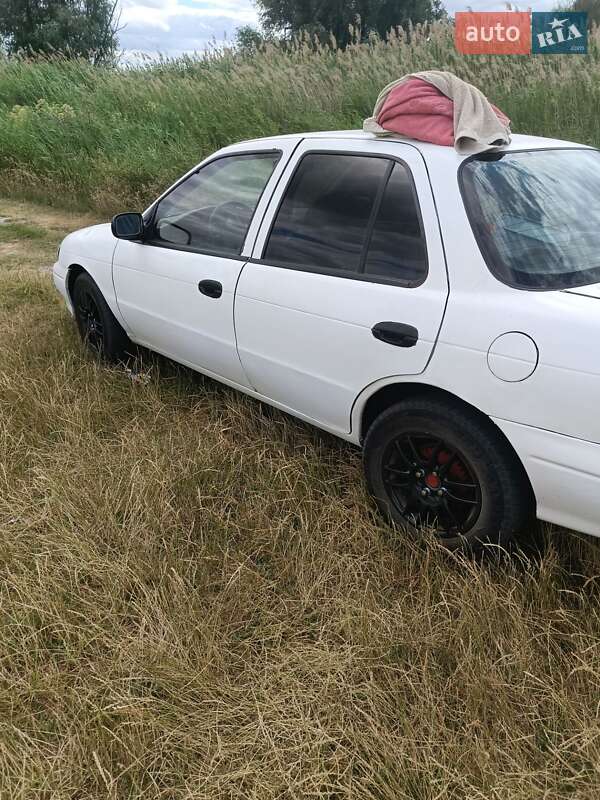 Седан Kia Sephia 1997 в Тарутиному