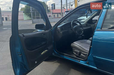 Седан Kia Sephia 1998 в 