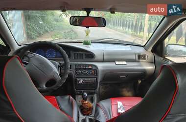 Седан Kia Sephia 1997 в Марганце