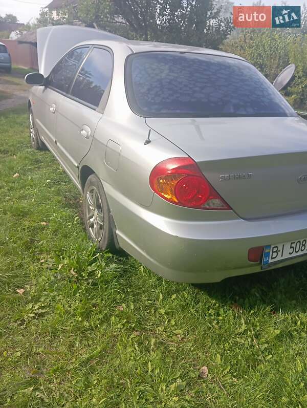 Седан Kia Sephia 2002 в Кременчуге
