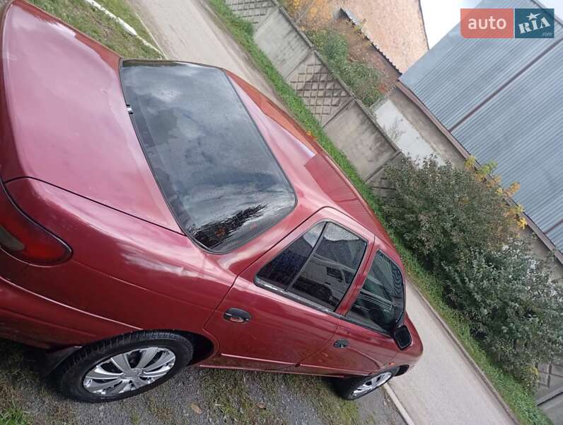 Седан Kia Sephia 1997 в Летичіві фото 10 Седан Kia Sephia 1997 в Летичіві