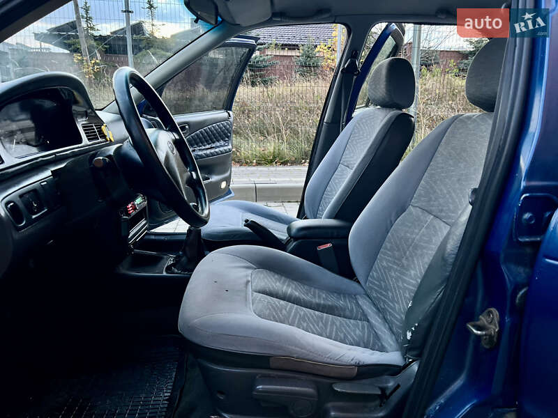 Седан Kia Sephia 1998 в Ивано-Франковске