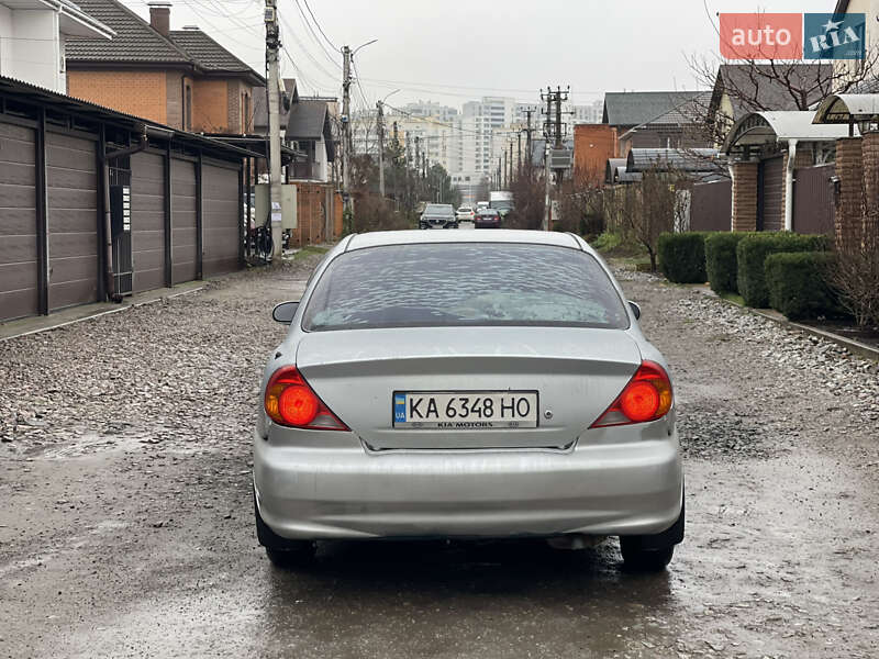 Седан Kia Sephia 2001 в Києві