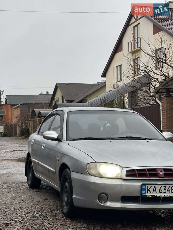 Седан Kia Sephia 2001 в Києві