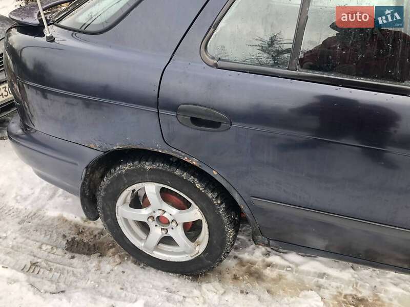 Седан Kia Sephia 1996 в Борщеве