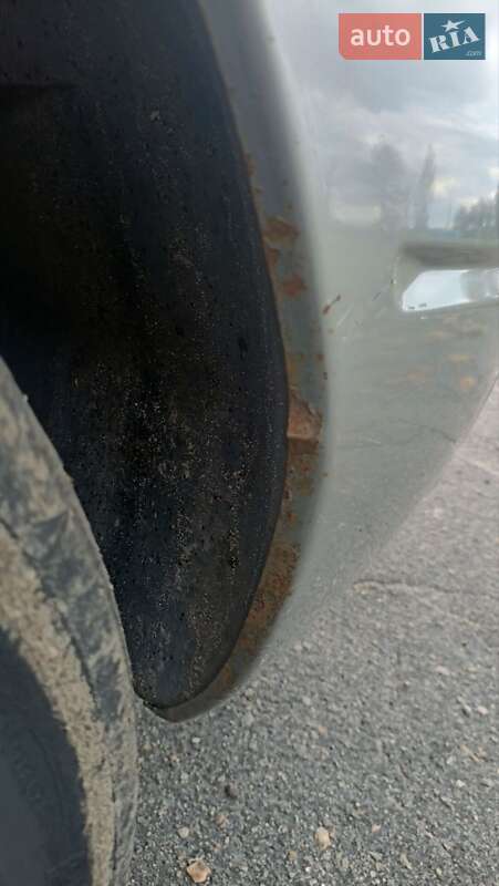 Седан Kia Shuma 2004 в Каменском