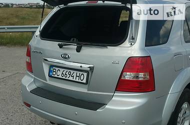 Позашляховик / Кросовер Kia Sorento 2006 в 