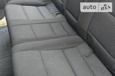 Позашляховик / Кросовер Kia Sorento 2006 в 