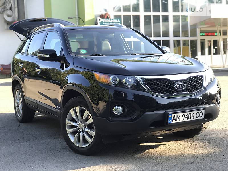 Внедорожник / Кроссовер Kia Sorento 2010 в Ровно