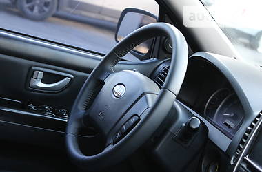 Внедорожник / Кроссовер Kia Sorento 2010 в 