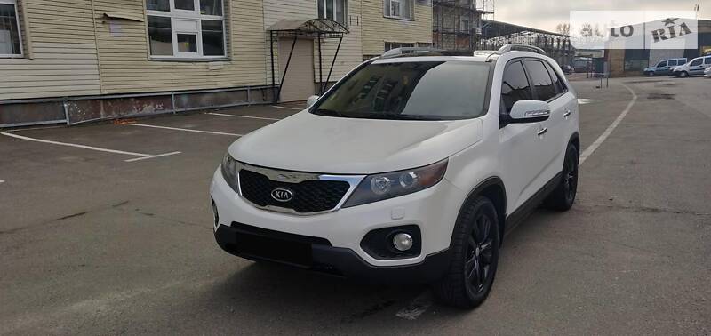 Внедорожник / Кроссовер Kia Sorento 2011 в Киеве