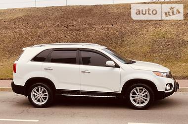 Позашляховик / Кросовер Kia Sorento 2013 в Одесі