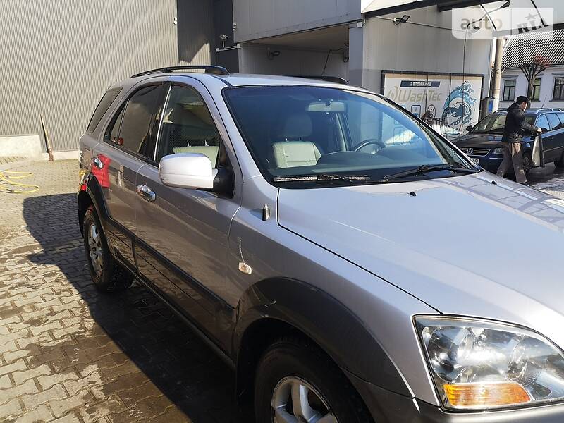 Позашляховик / Кросовер Kia Sorento 2006 в Чернівцях фото 2 Позашляховик / Кросовер Kia Sorento 2006 в Чернівцях
