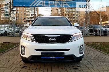 Позашляховик / Кросовер Kia Sorento 2014 в 
