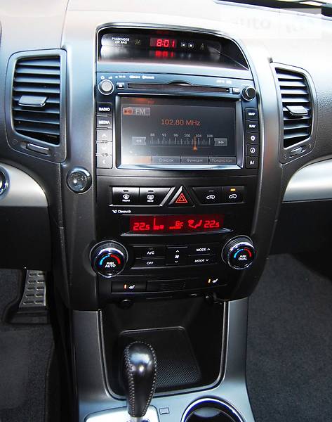 Позашляховик / Кросовер Kia Sorento 2011 в Умані