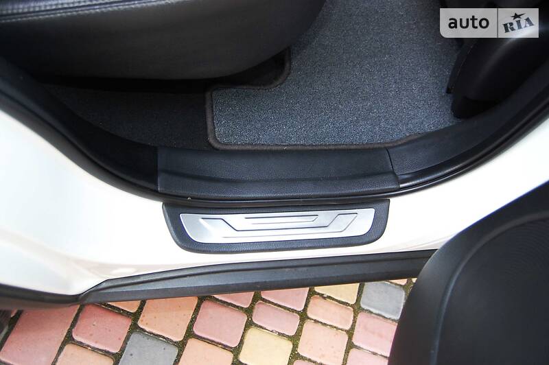 Позашляховик / Кросовер Kia Sorento 2011 в Умані