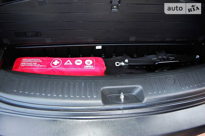 Позашляховик / Кросовер Kia Sorento 2011 в Умані