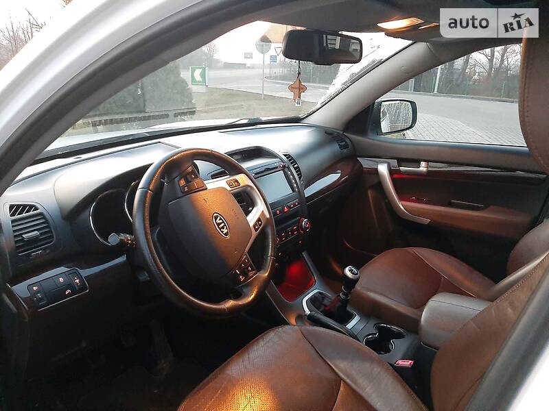 Позашляховик / Кросовер Kia Sorento 2010 в Калуші
