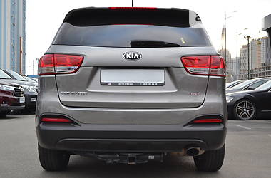 Позашляховик / Кросовер Kia Sorento 2015 в 